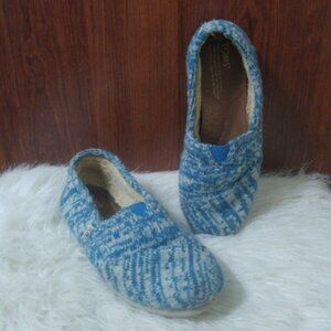 Toms Sherpa Lined Blue And Cream Alpargata Size 6